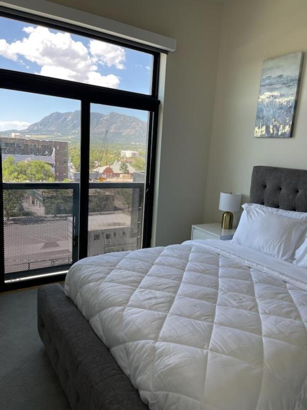 Colorado Springs Luxurious Unit With Mountain View Lejlighed Eksteriør billede